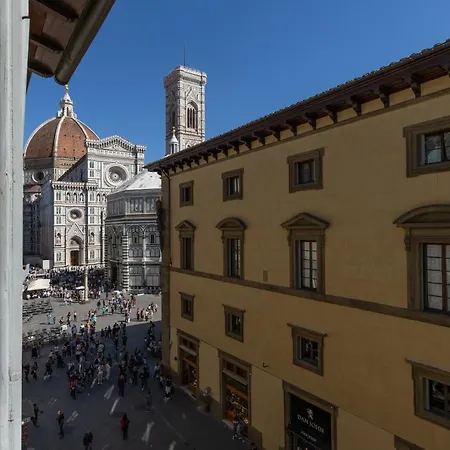 Raso Cozy Penthouse Near The Duomo Florence